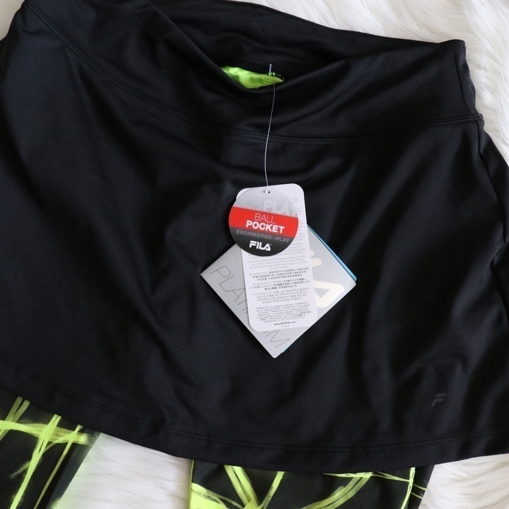 NEW Fila Black Green Capri Skort Size XS - Picture 2 of 5